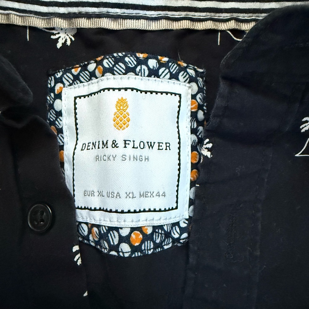Men’s Palm Tree Shirt - Picture 2 of 2